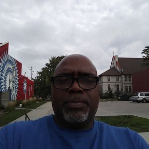 Meet your Posher, Eric